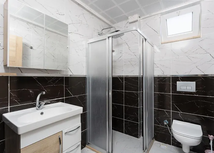 Azalea 1 * Ортаджа